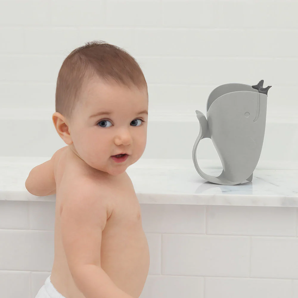 Grey Moby Waterfall Bath Rinser - Image 4