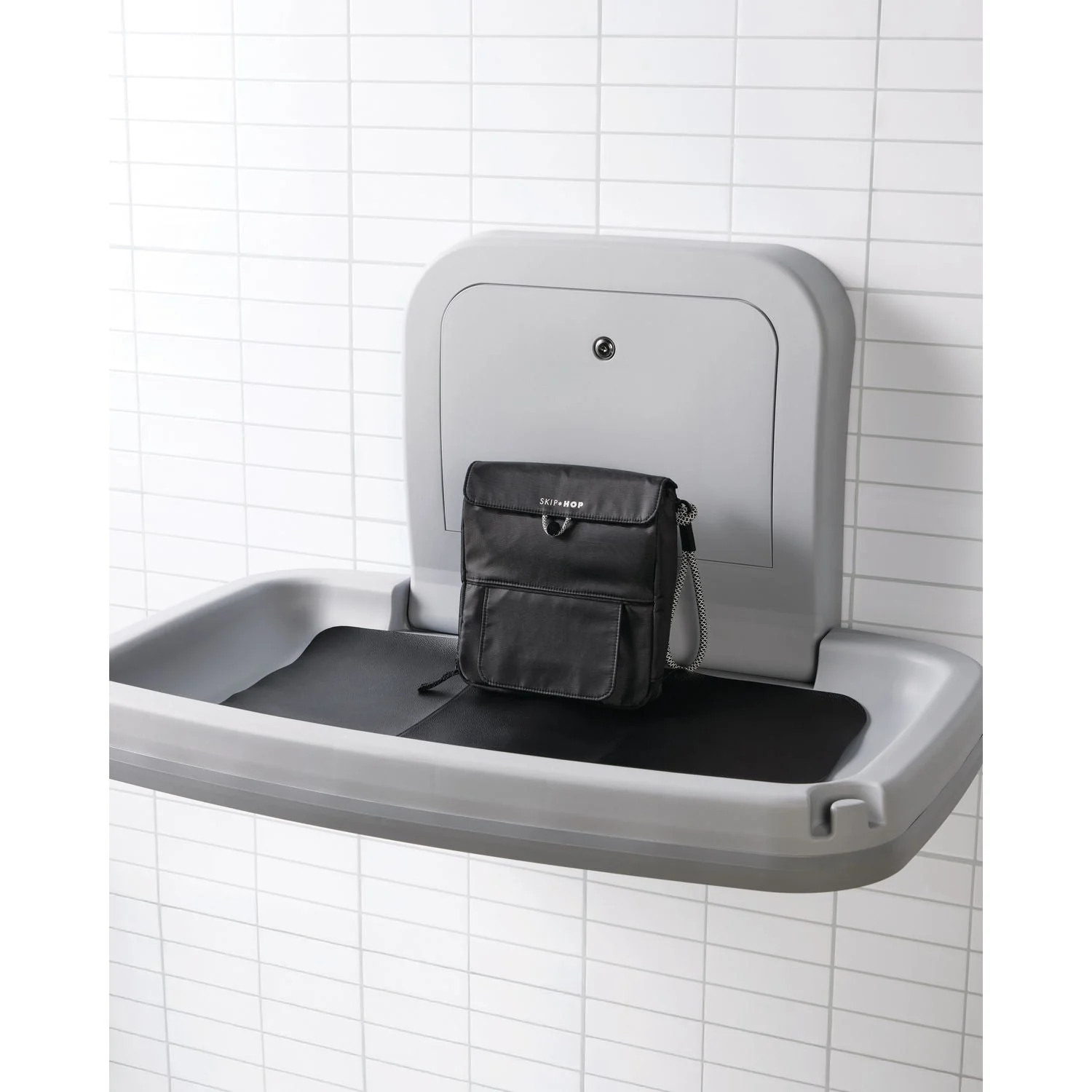 Black Clean Slate Changing Station - Image 7