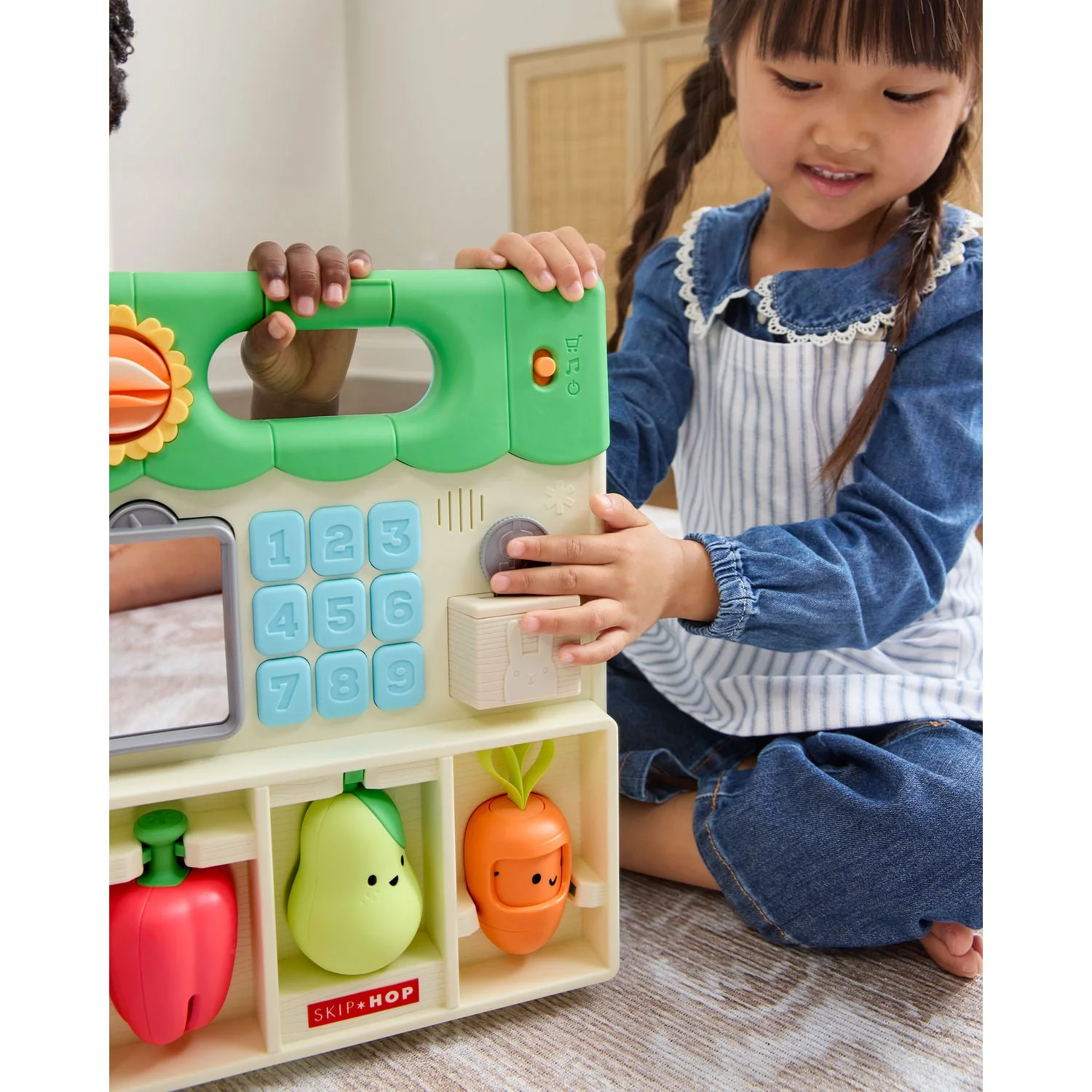 Farmstand Grow Along 5 in 1 Activity Walker - Image 3