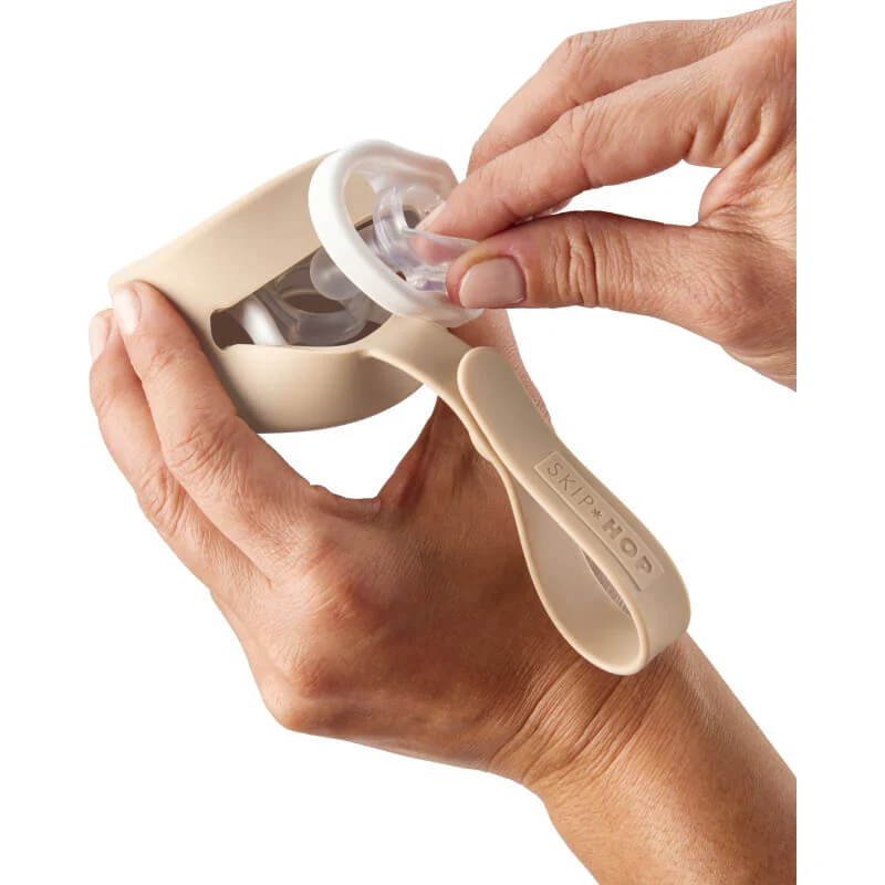 Oat Silicone Soother Holder - Image 6