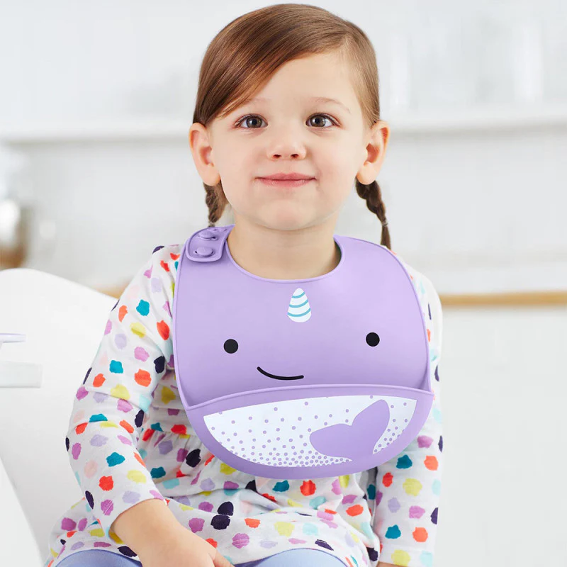Skip Hop Zoo Fold & Go Silicone Bib - Narwhal - Image 3